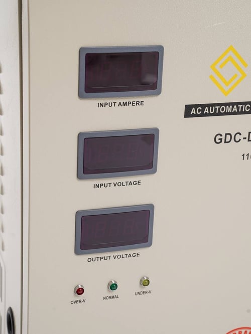 Voltaj stabilizatori GIDROX GDC-D-10KVA (110-250V) 10000VA Grey