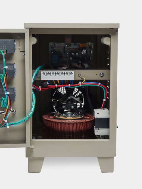 Voltaj stabilizatori GIDROX GDC-D-5KVA (110-250V) 5000VA Grey