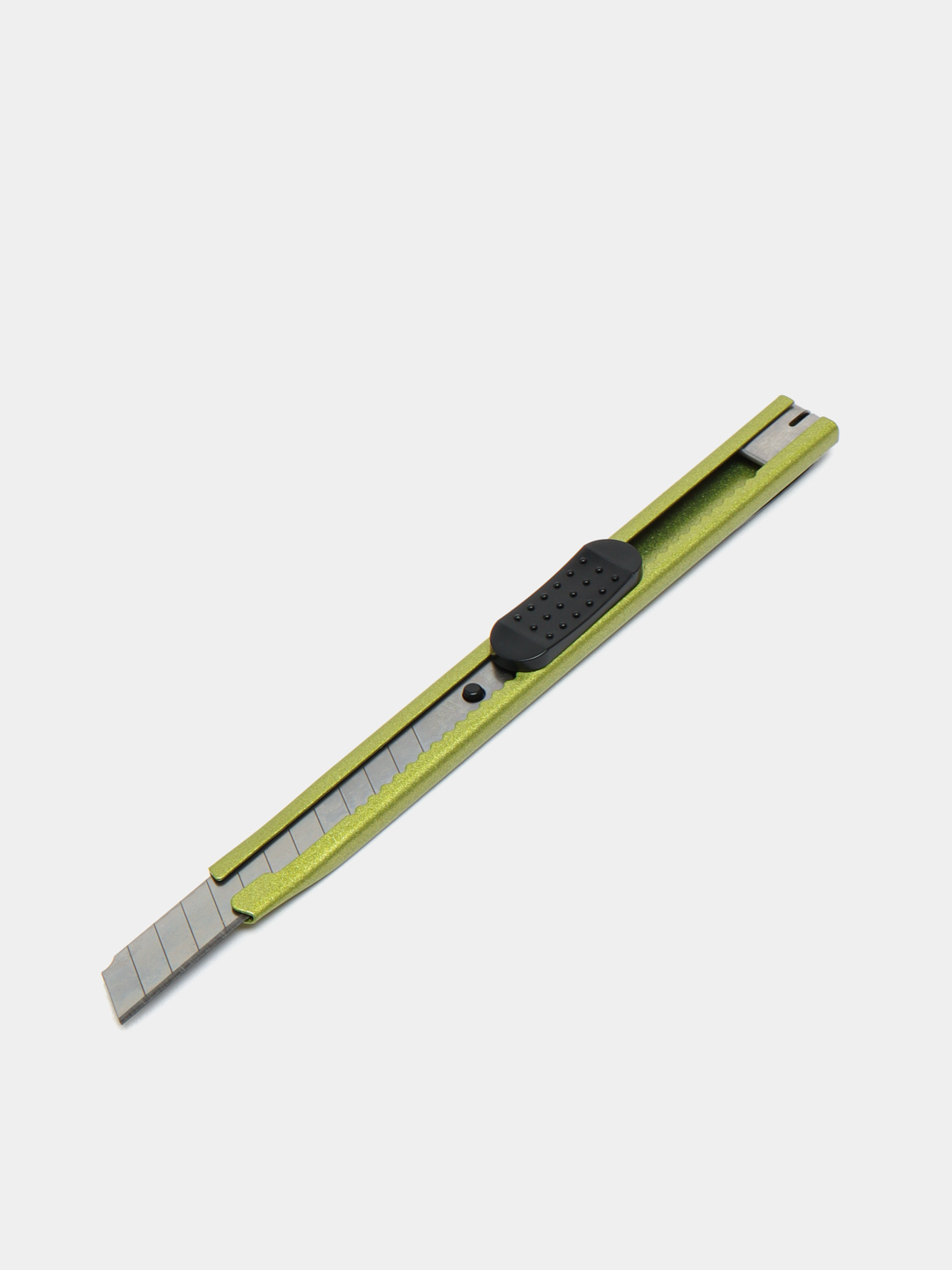 Kanselyariya pichog'i Deli 9 mm 2066